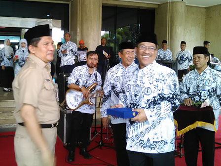 Pencarian PGRI Sikka - Persatuan Guru Republik Indonesia Cabang Sikka